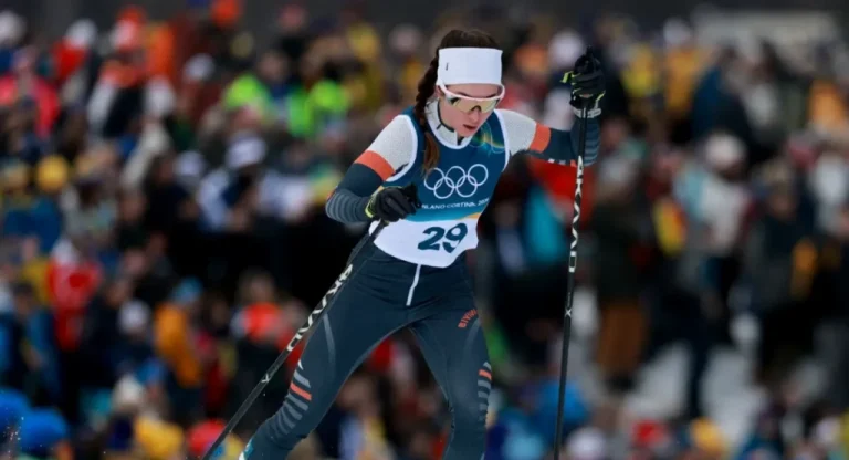 Росіянка під час гонок на Олімпіаді‑2026 вкрала лижі суперниці